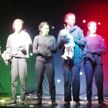 Teatro de Bonecos em Estrelas do Céu