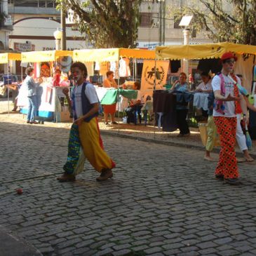 Aberta a Feira de Artesanato da praça Manoel Inácio Peixoto