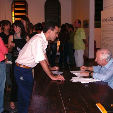 Espaço Tratos Culturais sedia lançamentos