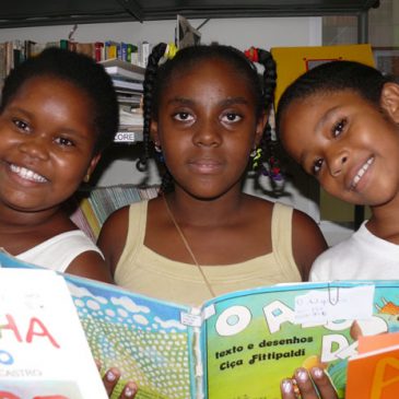 Biblioteca Temática: Folclore ao alcance de todos